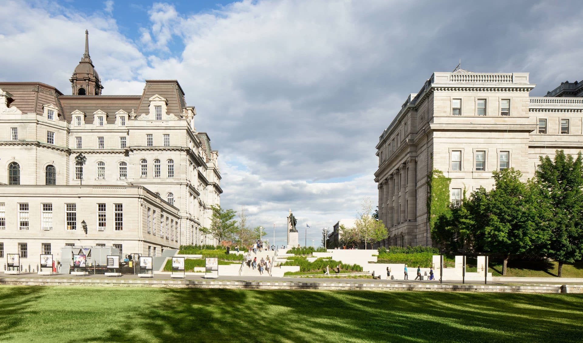 6-place-vauquelin-montreal-lemay-landscape-architecture-urban-design-credit-adrien-williams