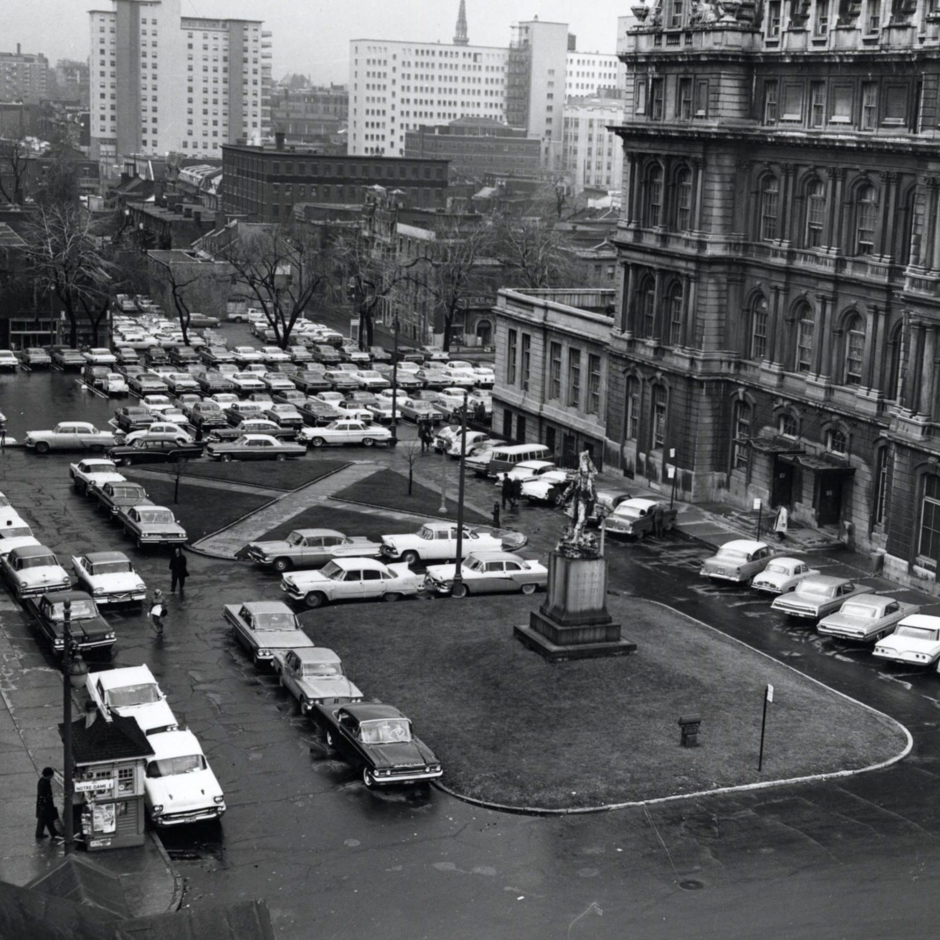 7-place-vauquelin-montreal-revitalization-lemay-architecture-design-archives