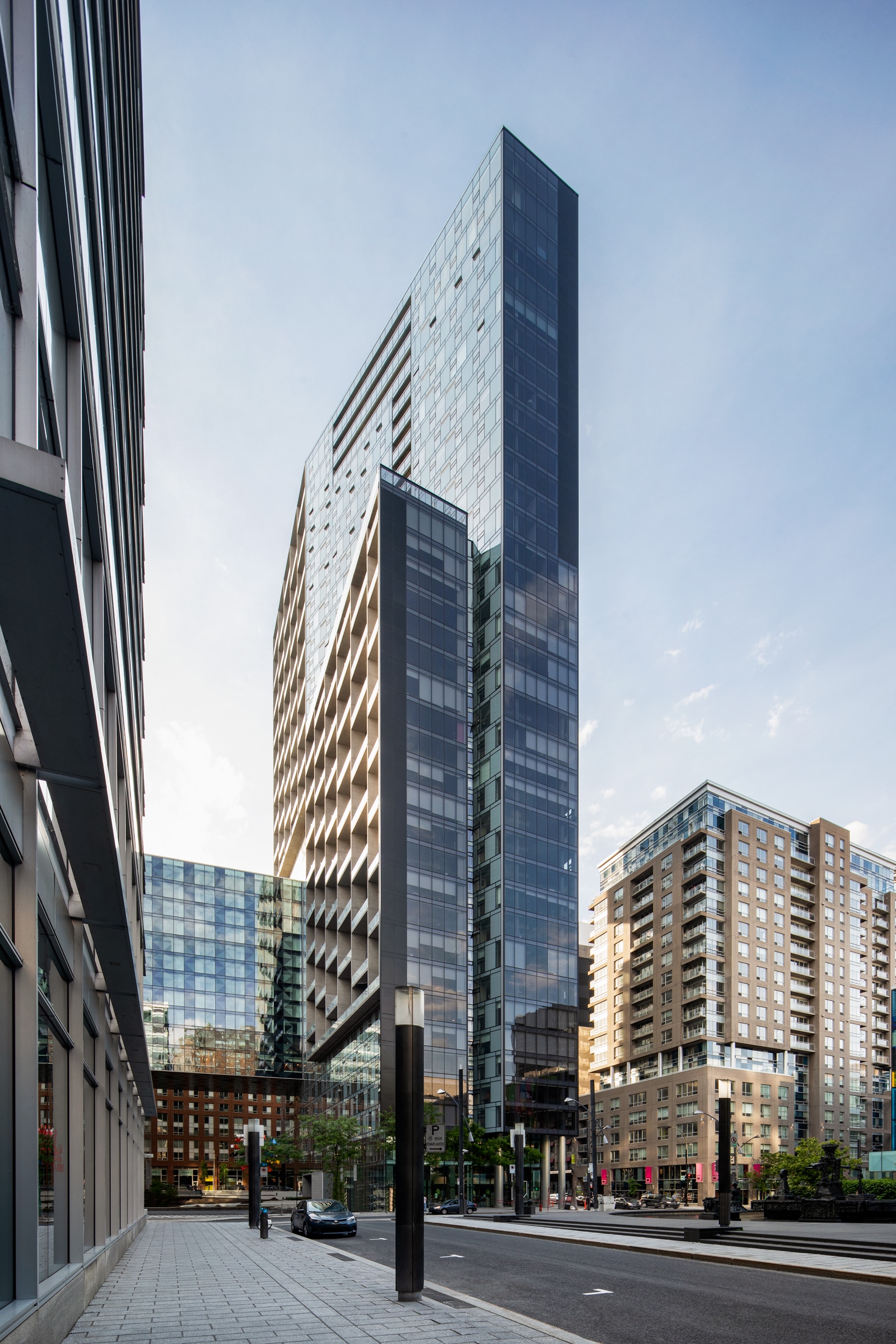 humaniti-lemay-residential-sunstainable-montreal-hotel-mixeduse-architecture-design-tower