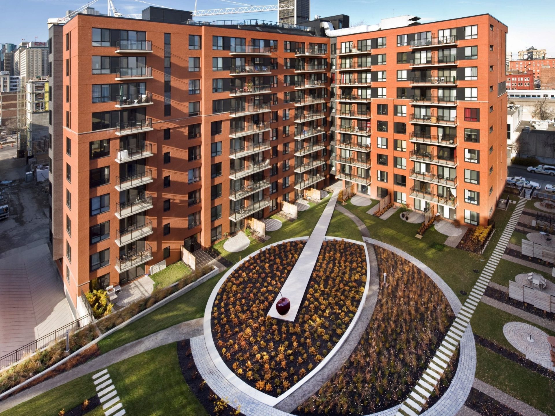 lowney-sur-ville-Griffintown-residential-Lemay-architecture-design-credit-Marc-Cramer-4