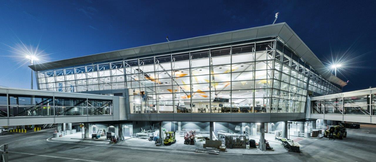 Montreal Airport International Terminal Restaurants