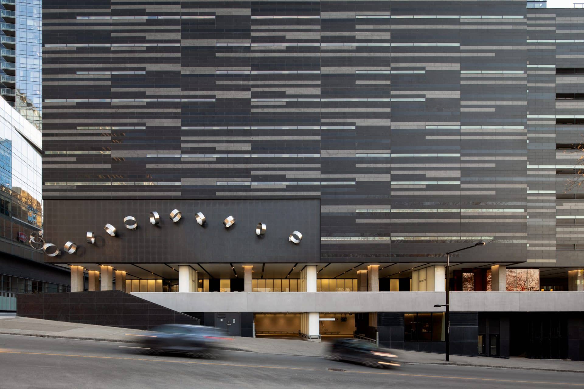 tour-des-canadiens-montreal-lemay-architecture-design-branding-facade