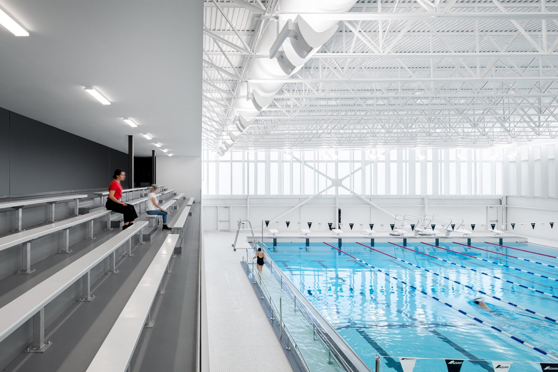 Centre-aquatique-Beloeil-Lemay-Architecture-Design-Credit-davidboyerphotographe-Interior-Pool-2
