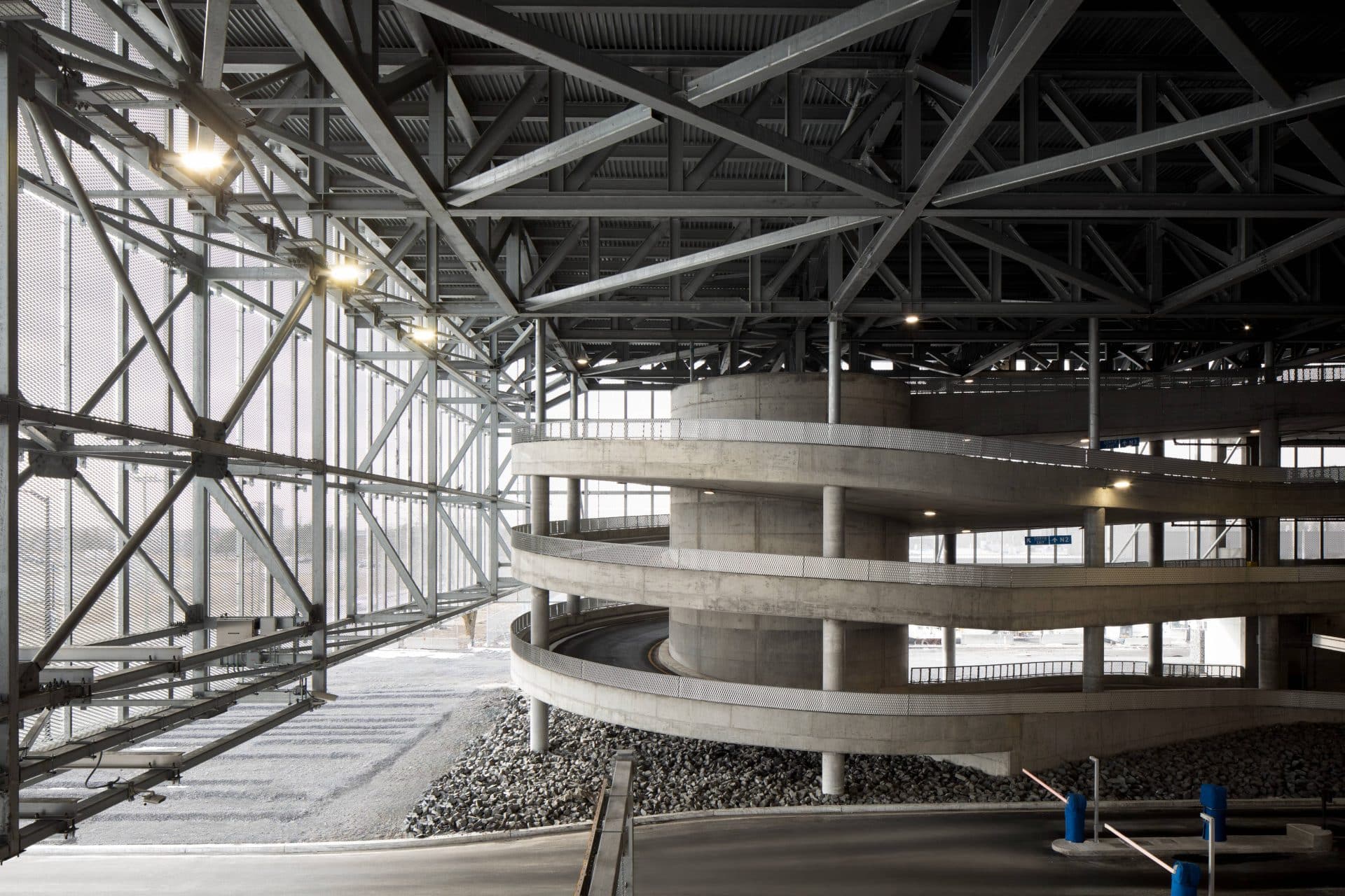 aeroport-de-montreal-p4-lemay-architecture-design-credit-adrienwilliams-4