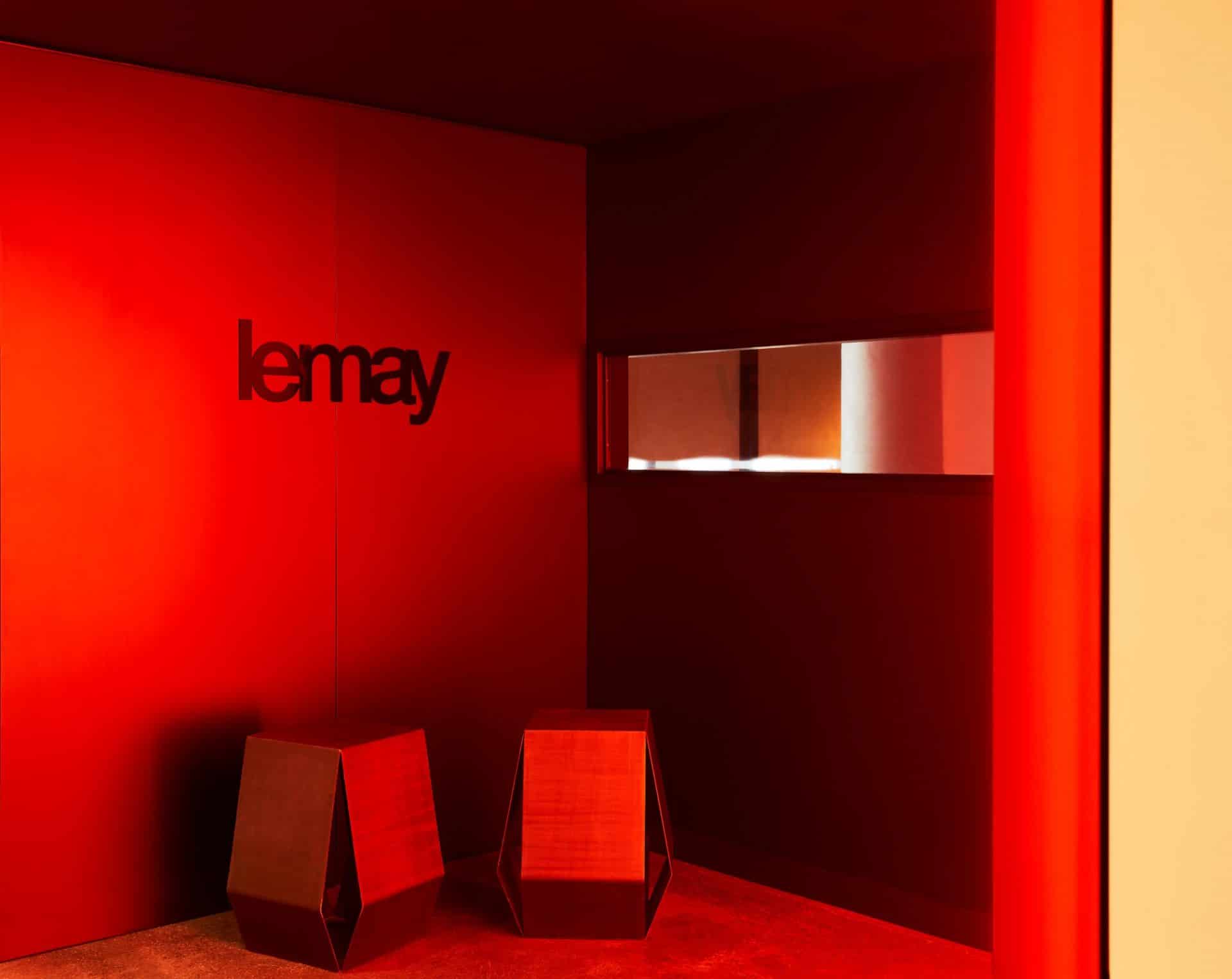 Lemay-Architecture-Design-Toronto-Office-60Adelaide-Red-Vestibule