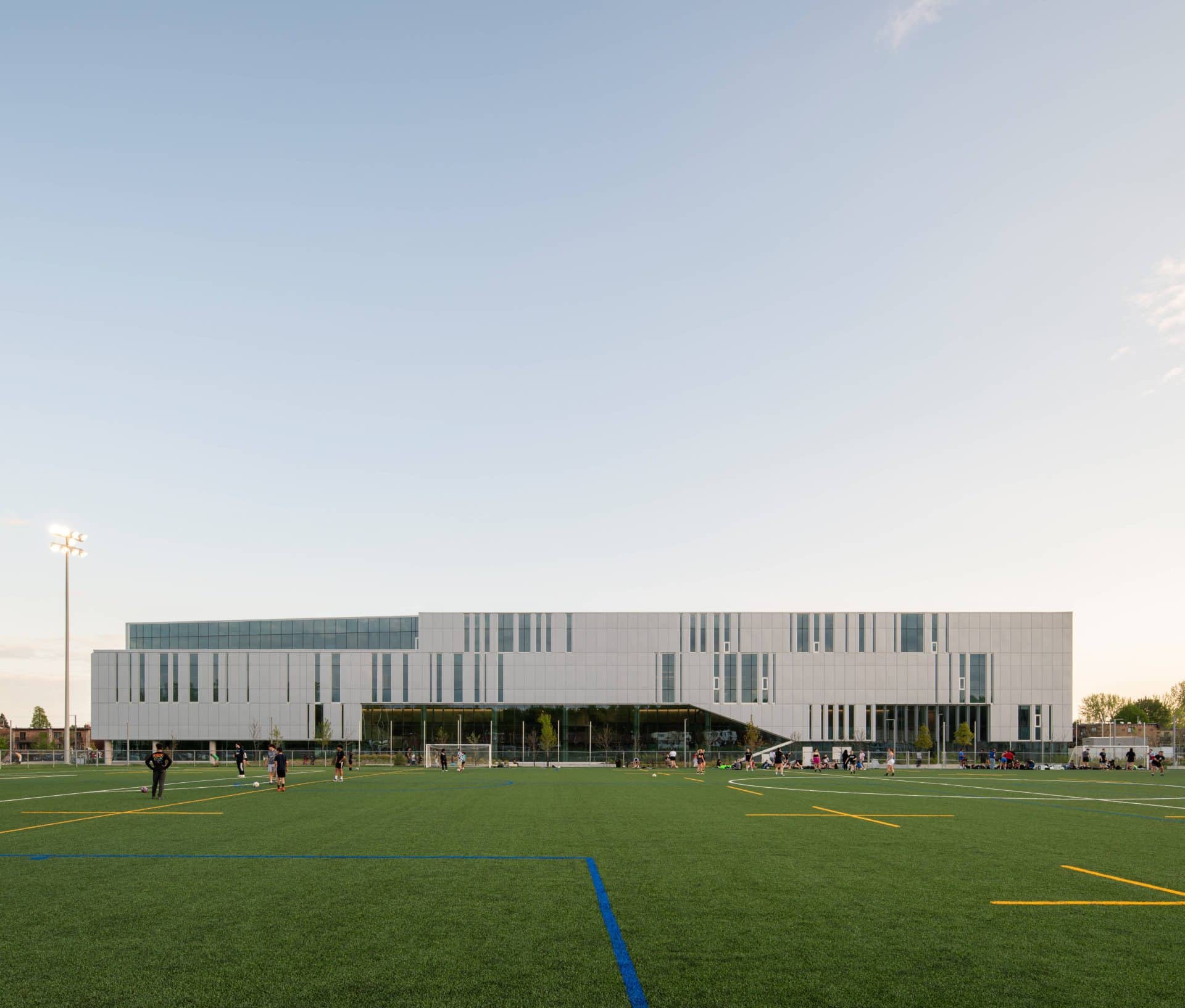 Ecole secondaire LaSalle_Lemay_Architecture_Design_credit David Boyer (6)