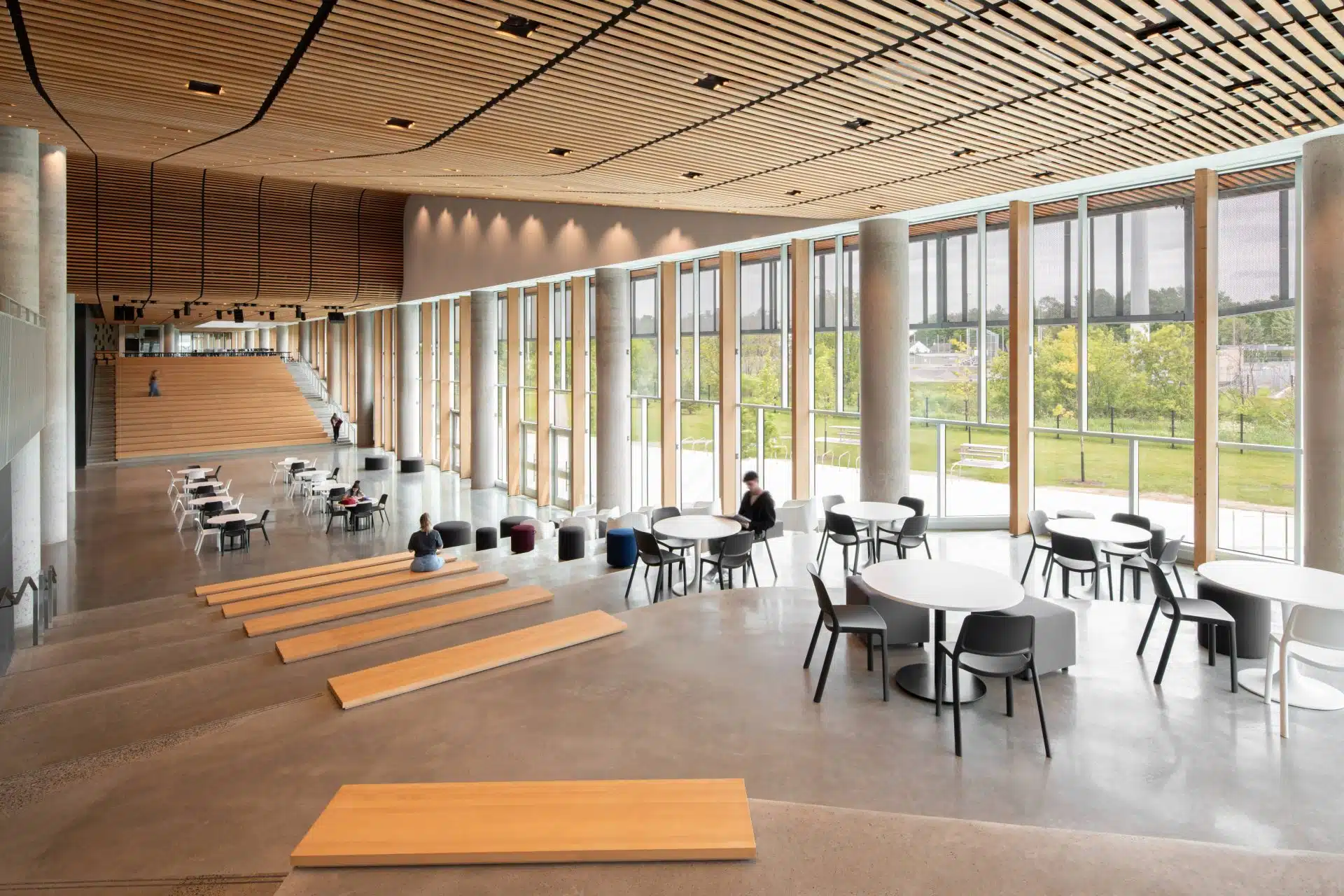 Ecole-secondaire-Marechal-Mirabel-Lemay-credit-David-Boyer-01