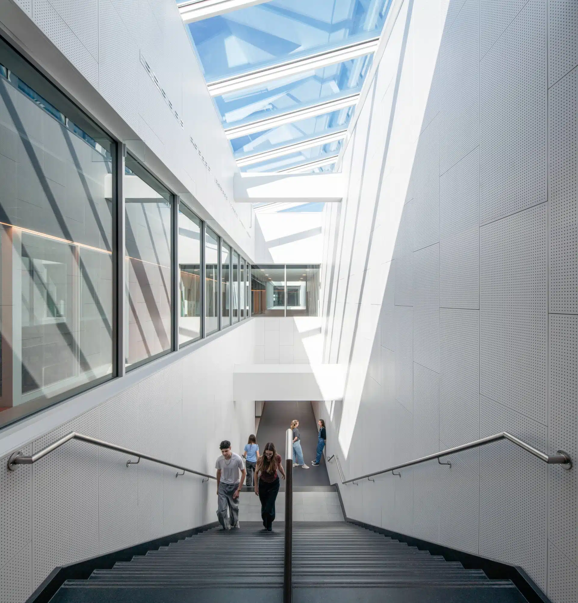 Ecole-secondaire-Marechal-Mirabel-Lemay-credit-David-Boyer-06