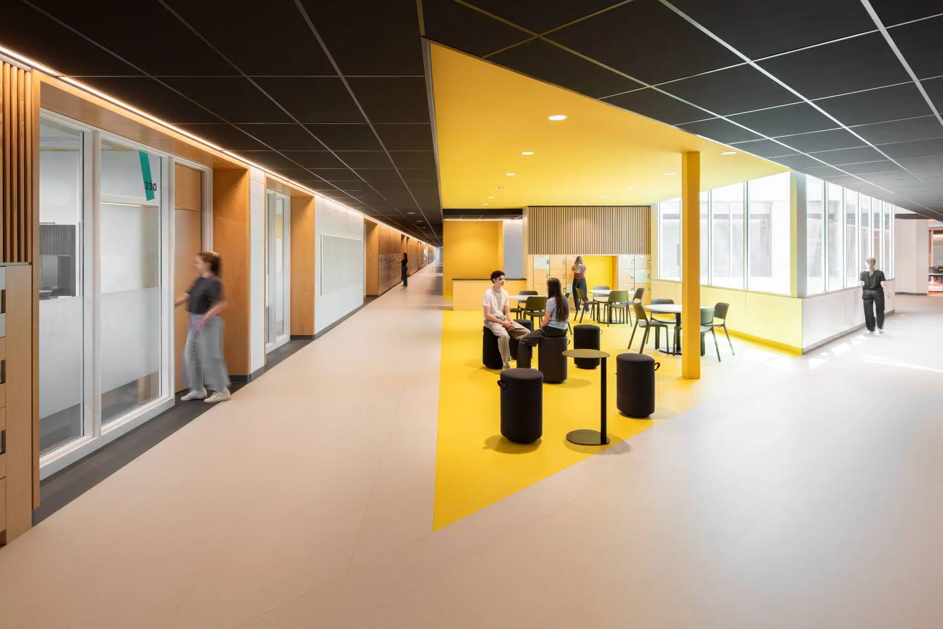 Ecole-secondaire-Marechal-Mirabel-Lemay-credit-David-Boyer-07