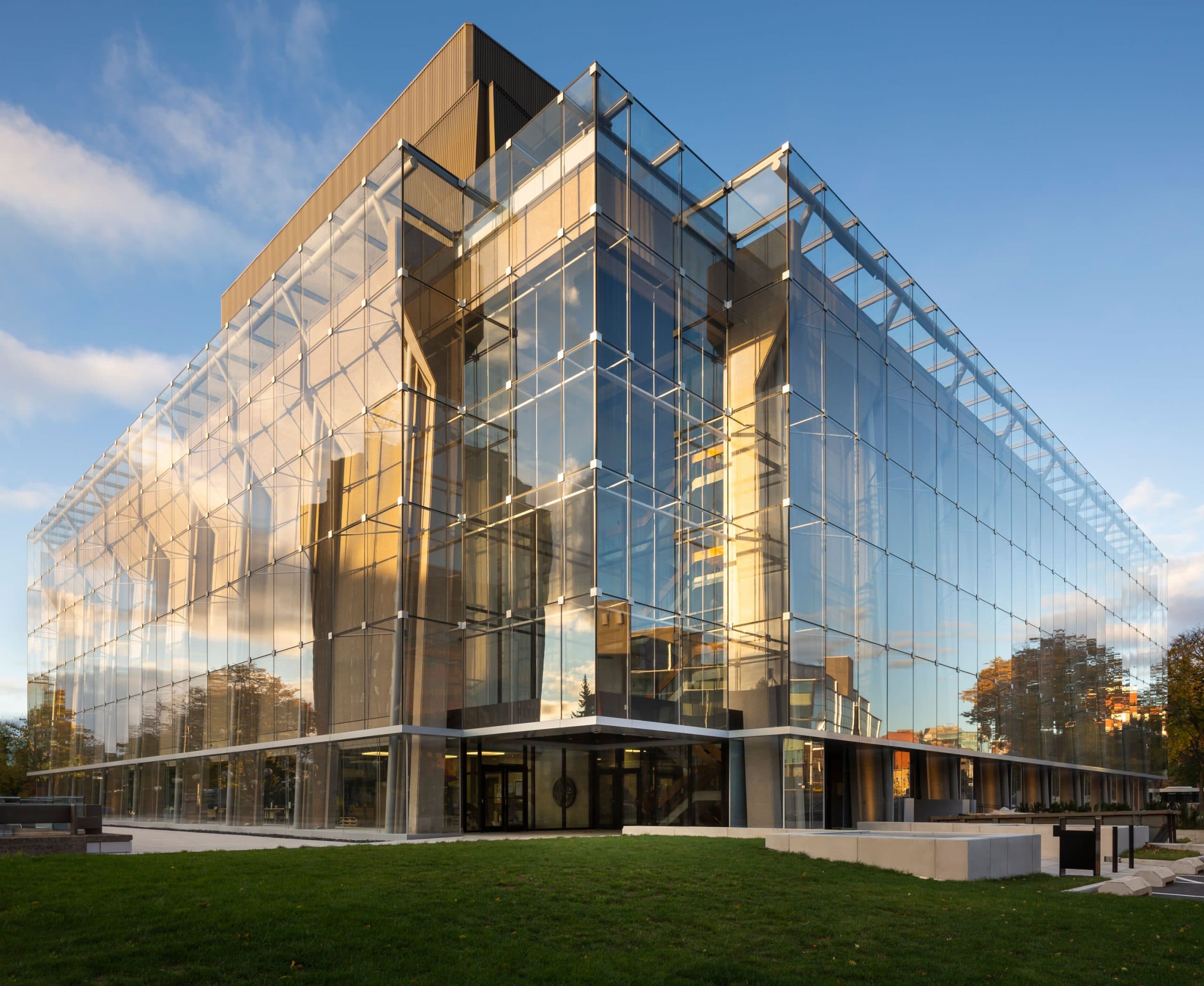 Vote for the Grand Théâtre de Québec as Archdaily’s Building of the ...