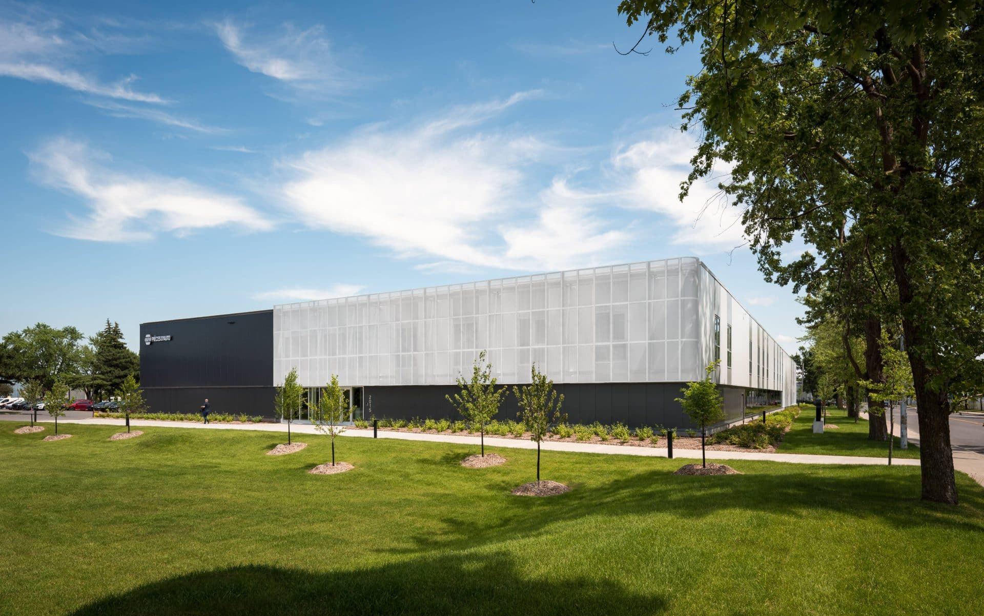 uap-montreal-head-office-lemay-architecture-design-6