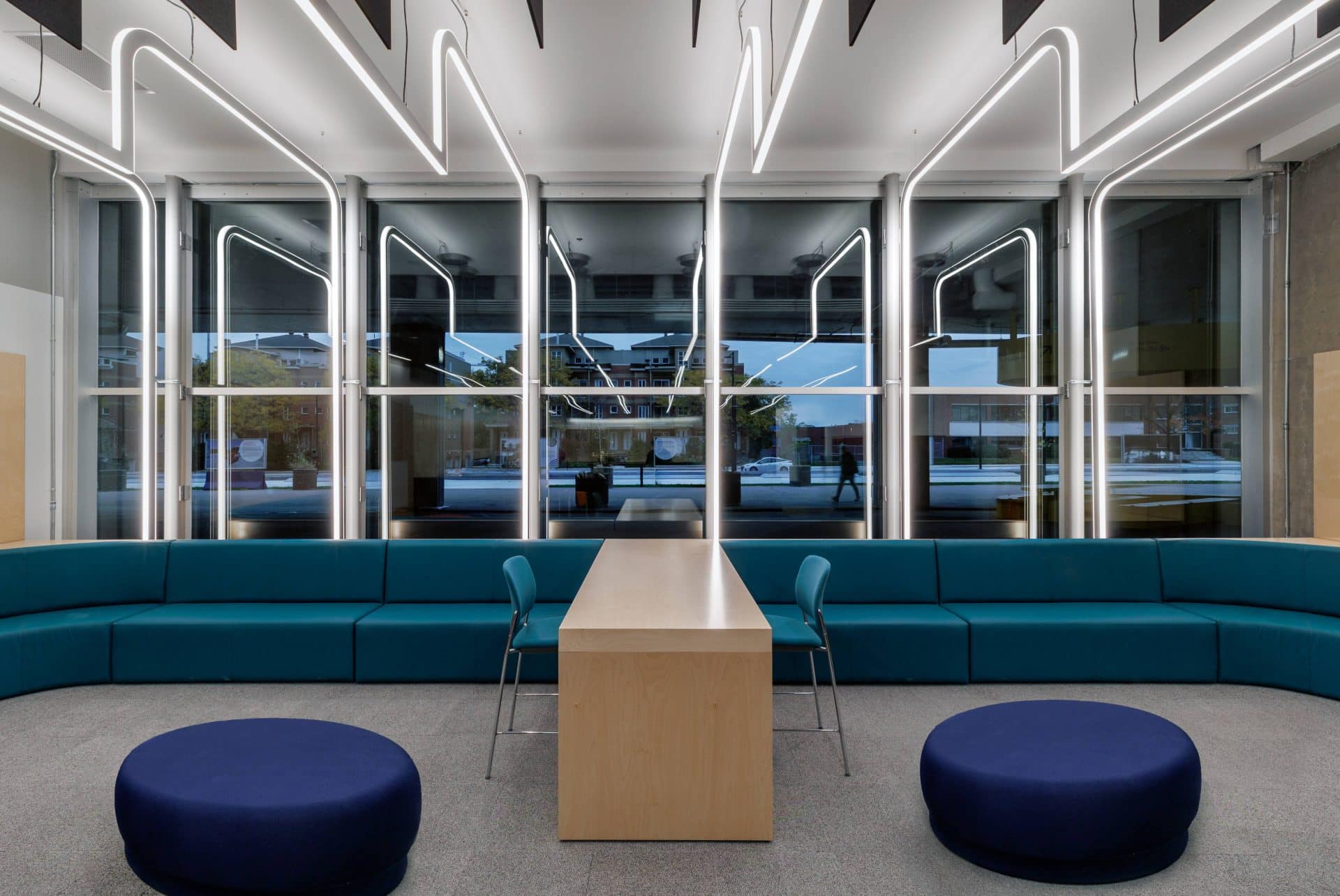 Bureaux-administratifs_Parc-olympique_Lemay-Architecture-Design_creditClaude-SimonLanglois (12)