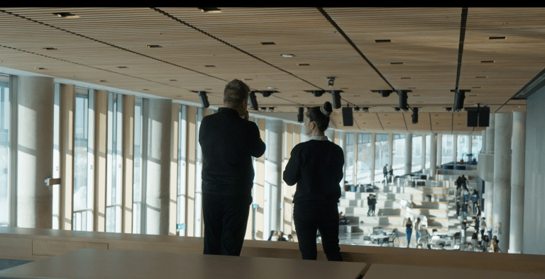 Bâtir des écoles ou bâtir une société ?