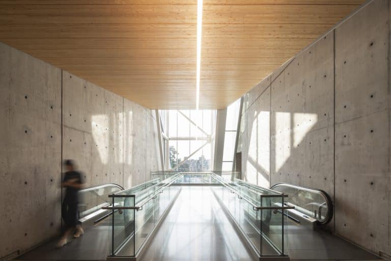 Vote for the Saint Joseph’s Oratory Welcome Pavilion in the CPRQ People’s Choice Award