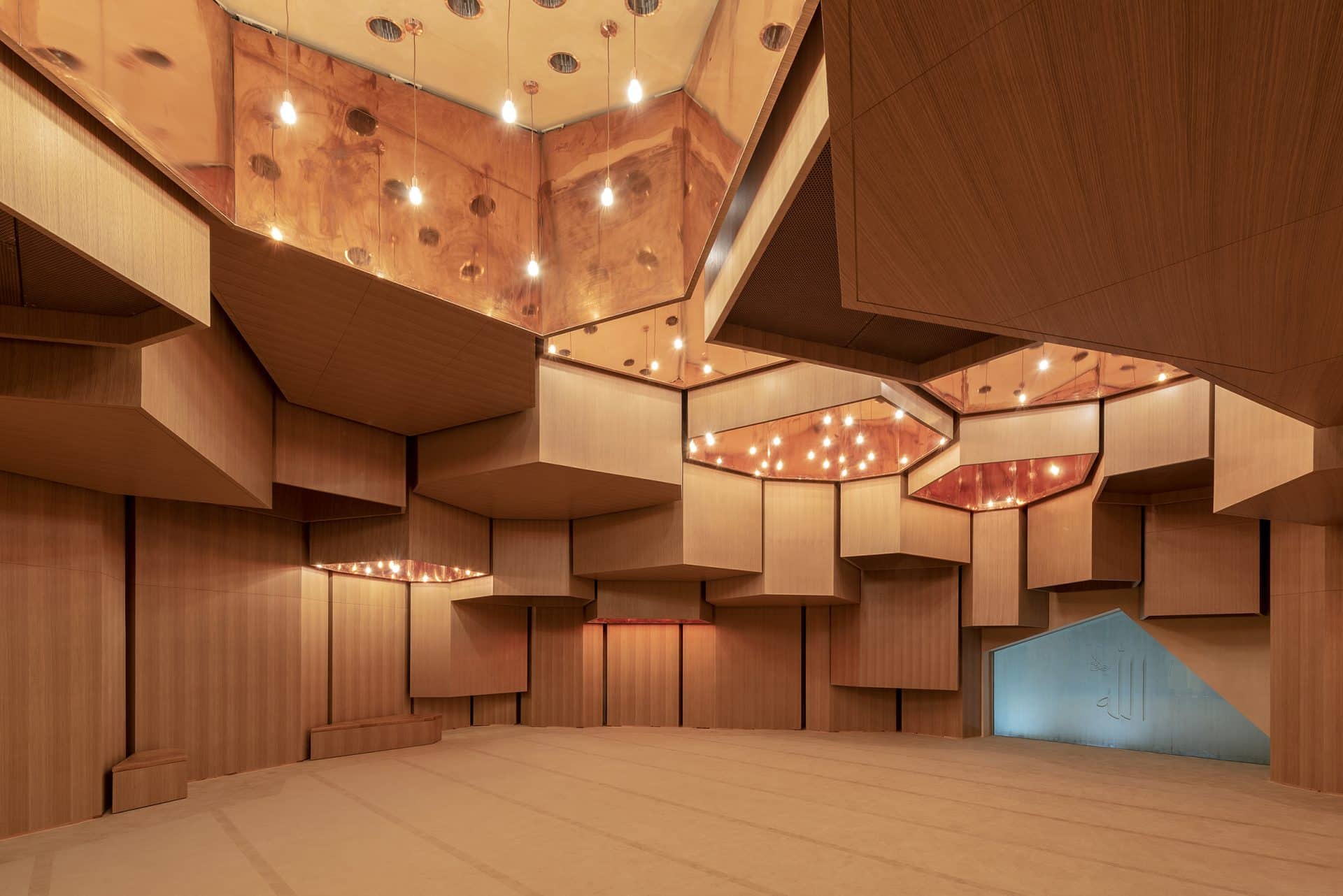 CEBRA_Qasr_Al_Hosn_Musallah_interior_prayer_hall1_photographer_Mikkel_Frost